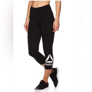 Reebok Womens Wanderlust Capri Compression Athletic Pants